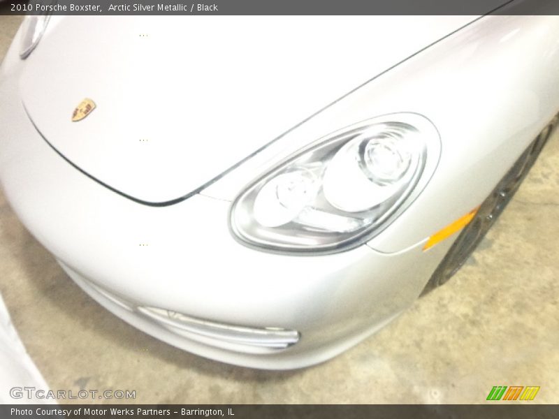 Arctic Silver Metallic / Black 2010 Porsche Boxster