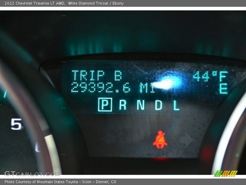 White Diamond Tricoat / Ebony 2012 Chevrolet Traverse LT AWD