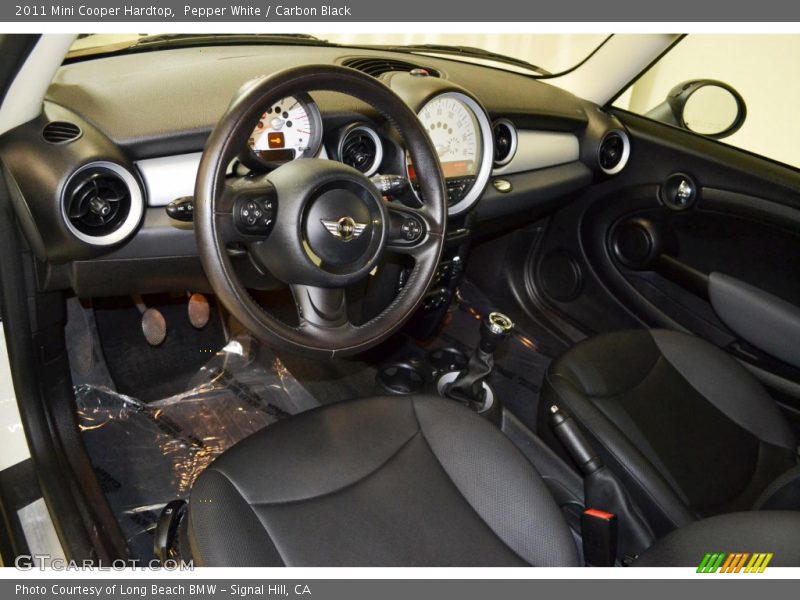 Pepper White / Carbon Black 2011 Mini Cooper Hardtop