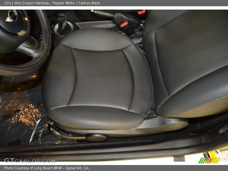 Pepper White / Carbon Black 2011 Mini Cooper Hardtop
