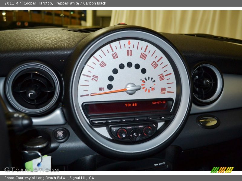 Pepper White / Carbon Black 2011 Mini Cooper Hardtop