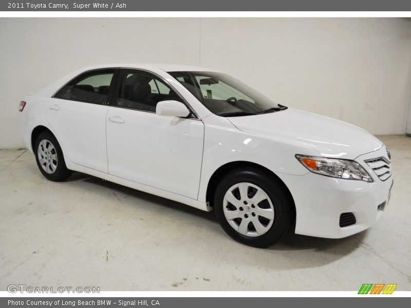 Super White / Ash 2011 Toyota Camry