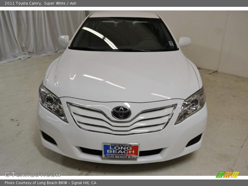 Super White / Ash 2011 Toyota Camry