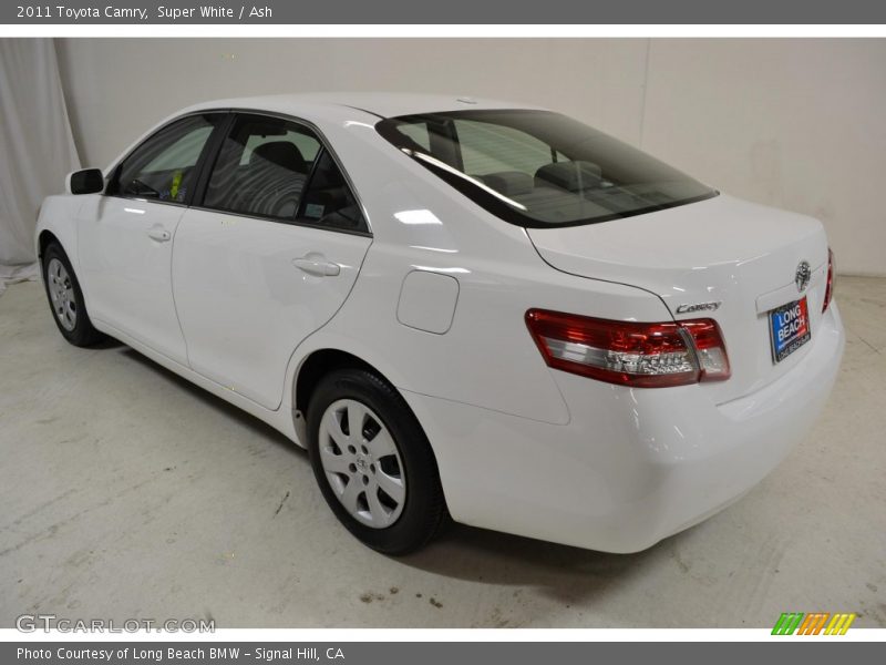 Super White / Ash 2011 Toyota Camry
