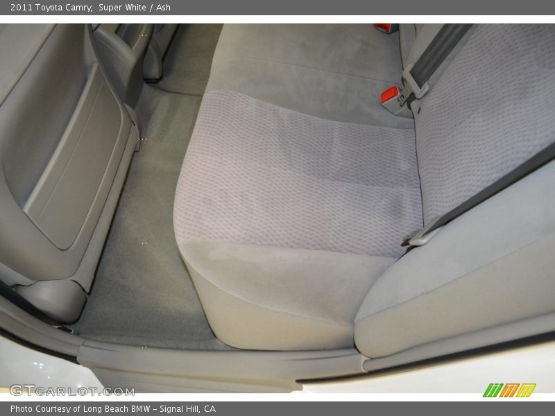 Super White / Ash 2011 Toyota Camry