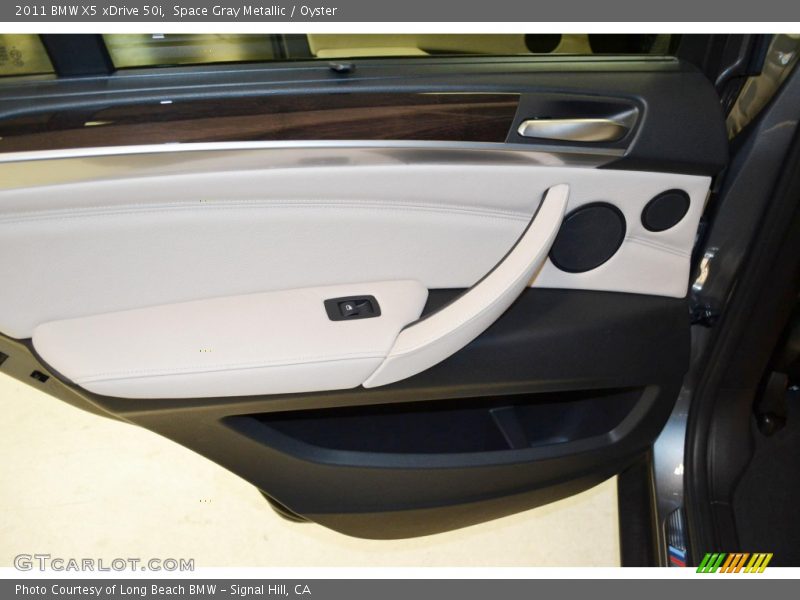 Space Gray Metallic / Oyster 2011 BMW X5 xDrive 50i