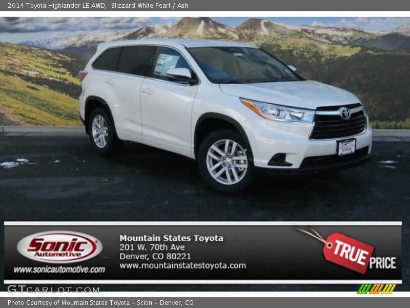 Blizzard White Pearl / Ash 2014 Toyota Highlander LE AWD