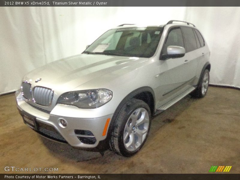 Titanium Silver Metallic / Oyster 2012 BMW X5 xDrive35d