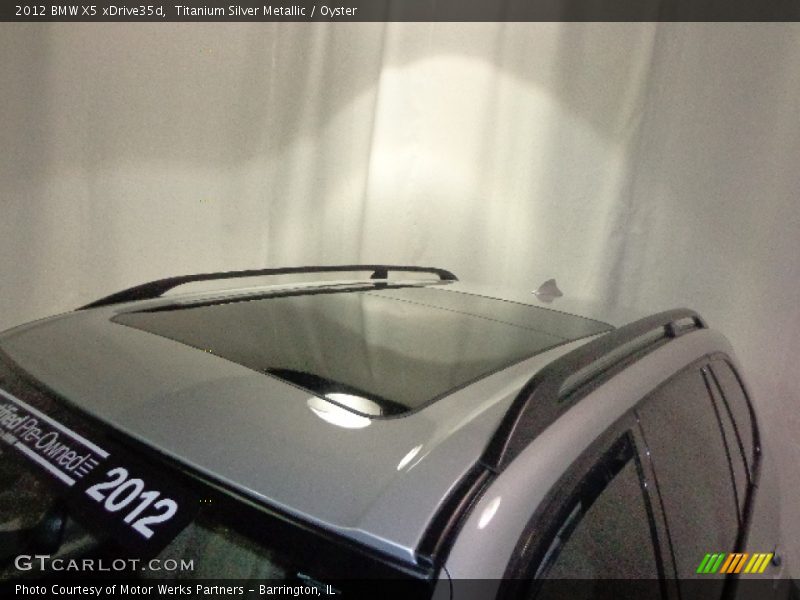 Titanium Silver Metallic / Oyster 2012 BMW X5 xDrive35d