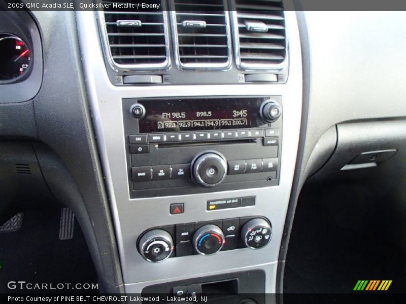 Quicksilver Metallic / Ebony 2009 GMC Acadia SLE