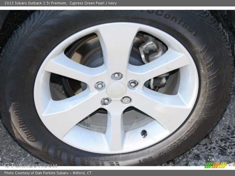 Cypress Green Pearl / Ivory 2013 Subaru Outback 2.5i Premium