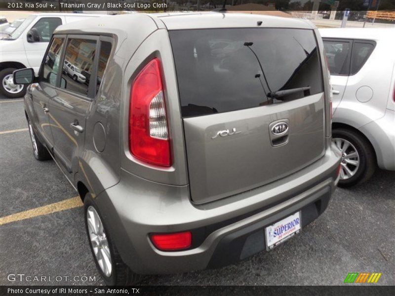 Titanium Gray / Black Soul Logo Cloth 2012 Kia Soul +