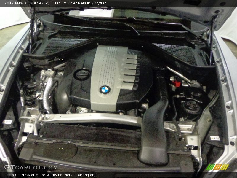 Titanium Silver Metallic / Oyster 2012 BMW X5 xDrive35d