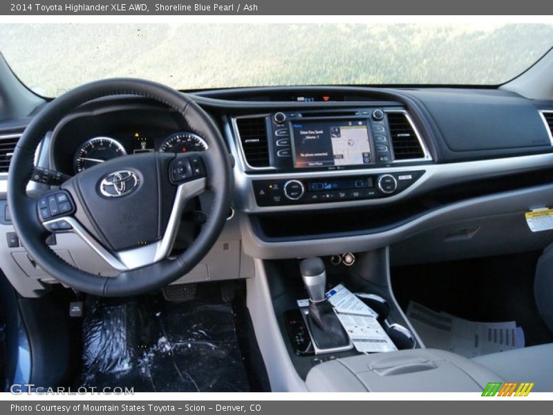 Shoreline Blue Pearl / Ash 2014 Toyota Highlander XLE AWD