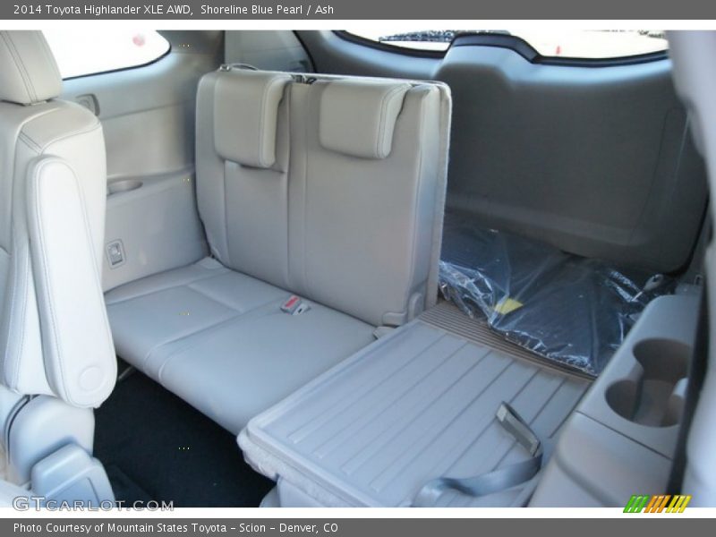 Shoreline Blue Pearl / Ash 2014 Toyota Highlander XLE AWD