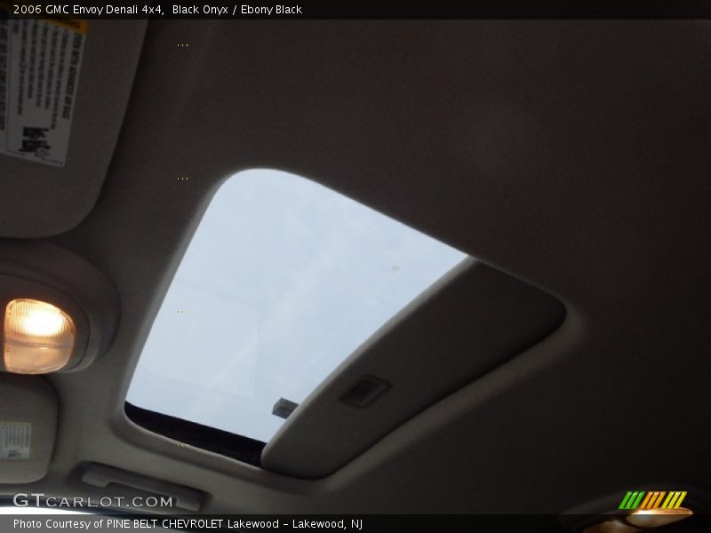 Black Onyx / Ebony Black 2006 GMC Envoy Denali 4x4