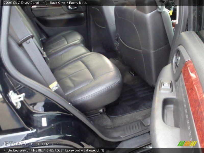 Black Onyx / Ebony Black 2006 GMC Envoy Denali 4x4