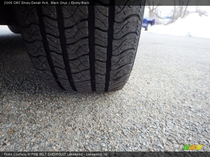 Black Onyx / Ebony Black 2006 GMC Envoy Denali 4x4