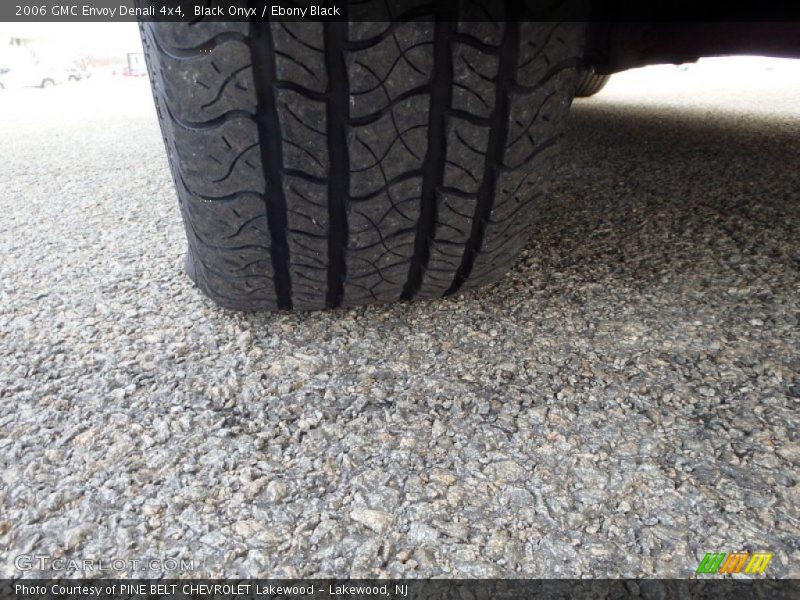 Black Onyx / Ebony Black 2006 GMC Envoy Denali 4x4