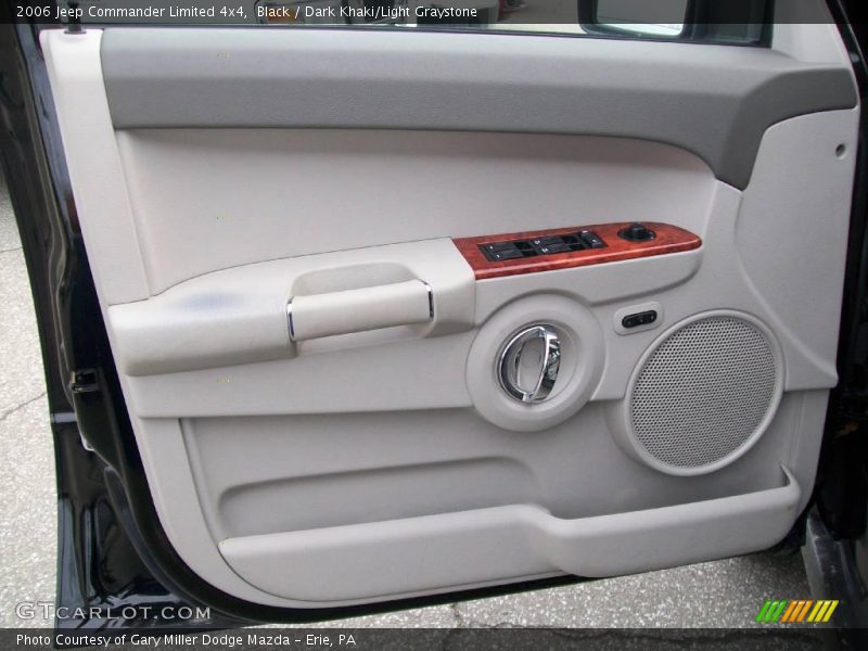 Black / Dark Khaki/Light Graystone 2006 Jeep Commander Limited 4x4