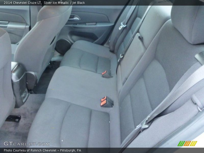 Silver Ice Metallic / Jet Black 2014 Chevrolet Cruze LT