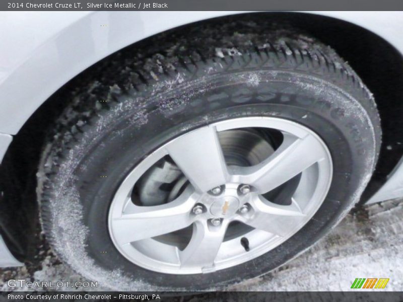 Silver Ice Metallic / Jet Black 2014 Chevrolet Cruze LT