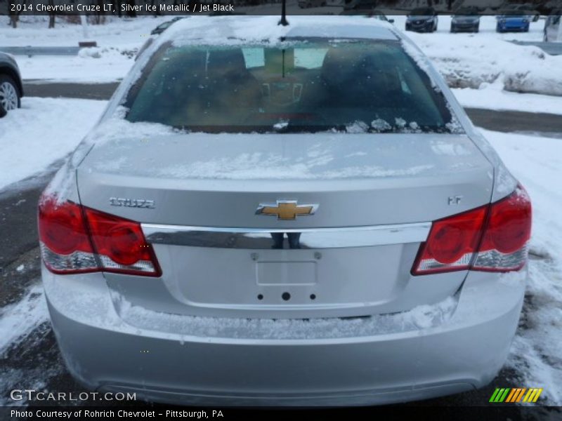 Silver Ice Metallic / Jet Black 2014 Chevrolet Cruze LT