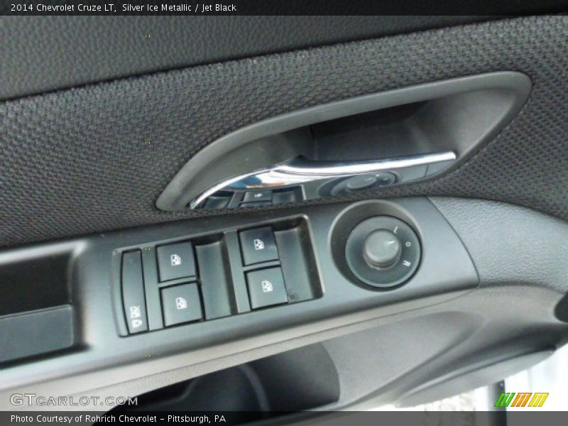 Silver Ice Metallic / Jet Black 2014 Chevrolet Cruze LT