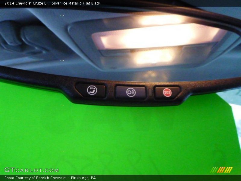 Silver Ice Metallic / Jet Black 2014 Chevrolet Cruze LT