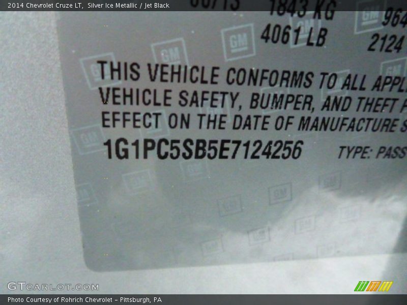 Silver Ice Metallic / Jet Black 2014 Chevrolet Cruze LT