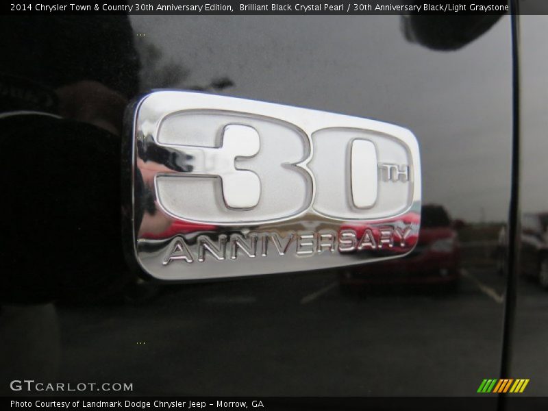 Brilliant Black Crystal Pearl / 30th Anniversary Black/Light Graystone 2014 Chrysler Town & Country 30th Anniversary Edition