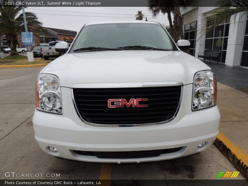 Summit White / Light Titanium 2013 GMC Yukon SLT