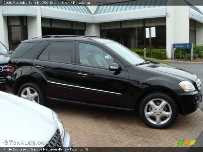 Black / Macadamia 2008 Mercedes-Benz ML 350 4Matic