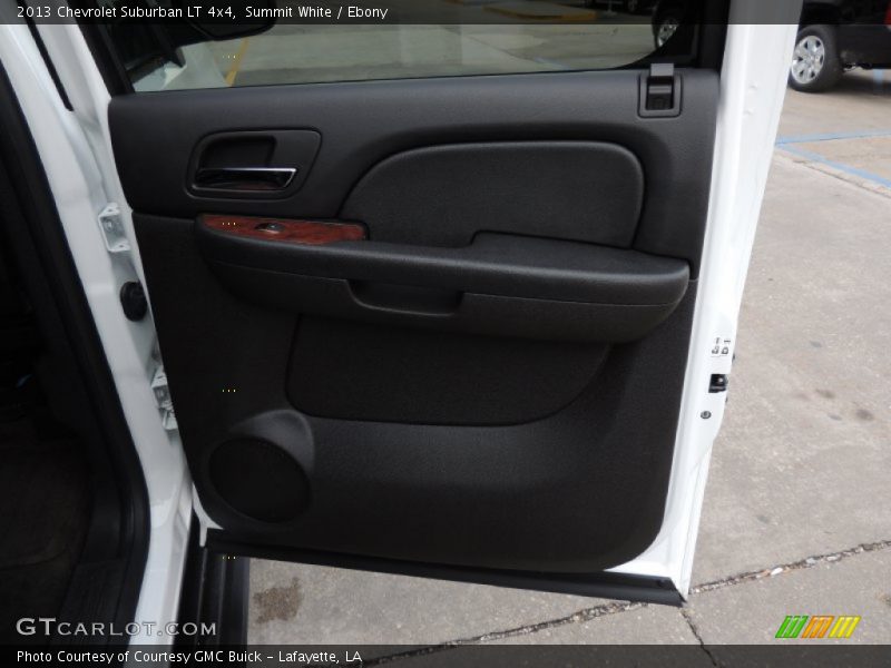 Summit White / Ebony 2013 Chevrolet Suburban LT 4x4