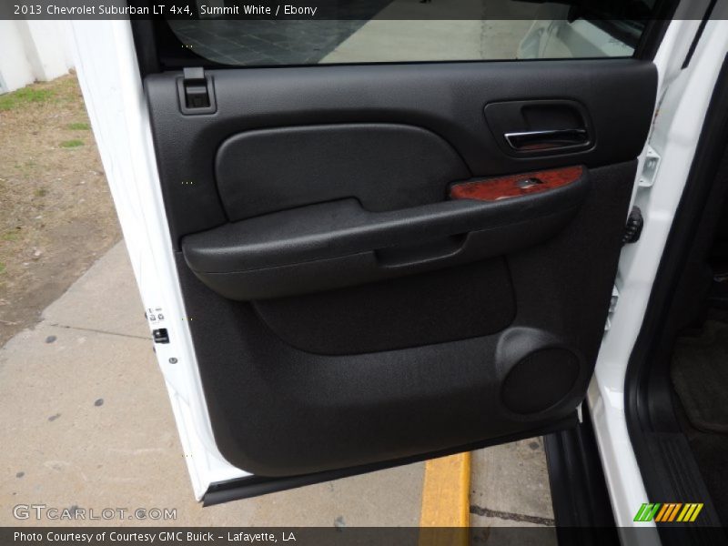 Summit White / Ebony 2013 Chevrolet Suburban LT 4x4