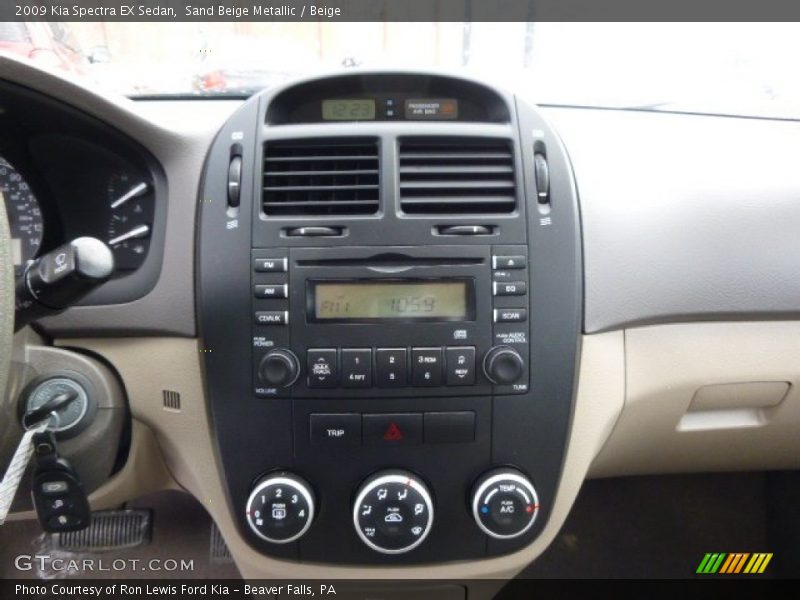 Sand Beige Metallic / Beige 2009 Kia Spectra EX Sedan