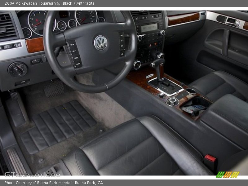 Black / Anthracite 2004 Volkswagen Touareg V6