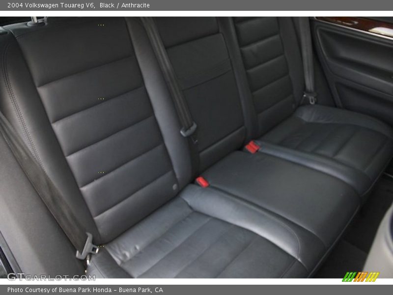 Black / Anthracite 2004 Volkswagen Touareg V6
