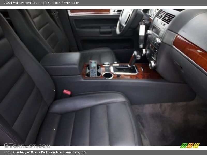 Black / Anthracite 2004 Volkswagen Touareg V6