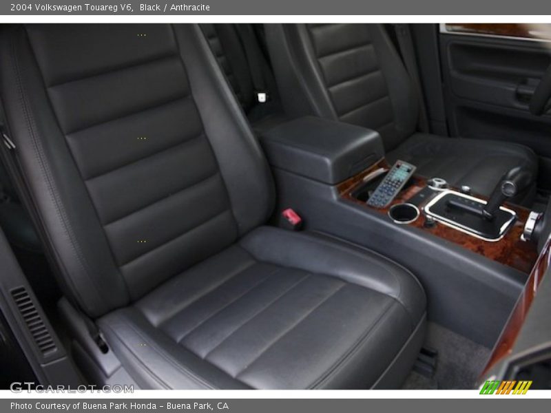 Black / Anthracite 2004 Volkswagen Touareg V6