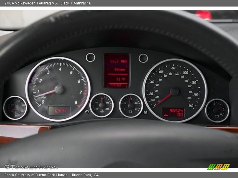 Black / Anthracite 2004 Volkswagen Touareg V6