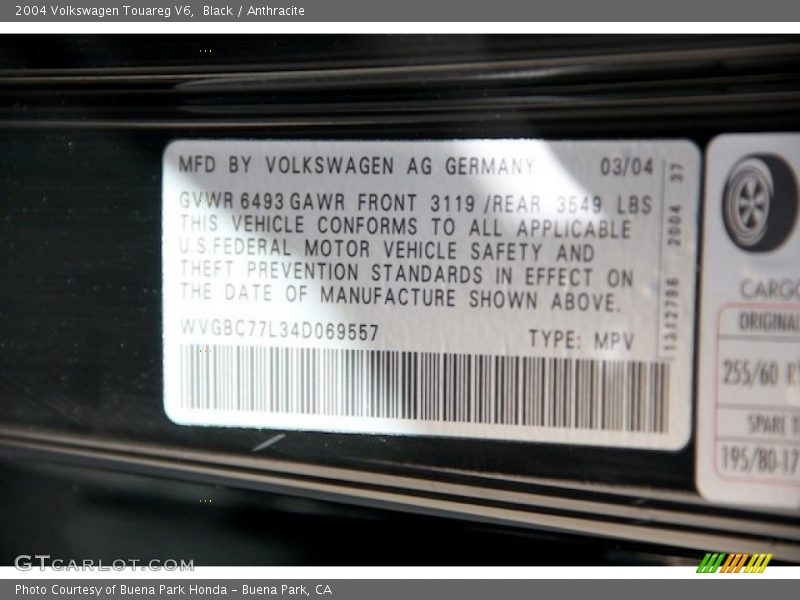 Black / Anthracite 2004 Volkswagen Touareg V6