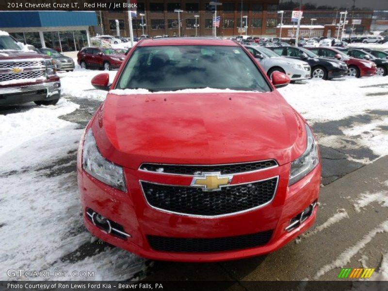Red Hot / Jet Black 2014 Chevrolet Cruze LT