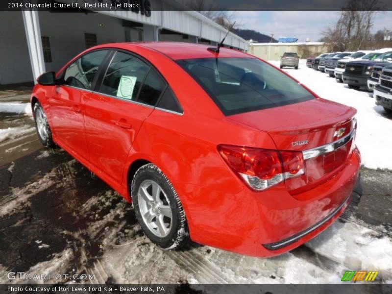 Red Hot / Jet Black 2014 Chevrolet Cruze LT