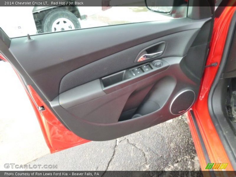 Red Hot / Jet Black 2014 Chevrolet Cruze LT