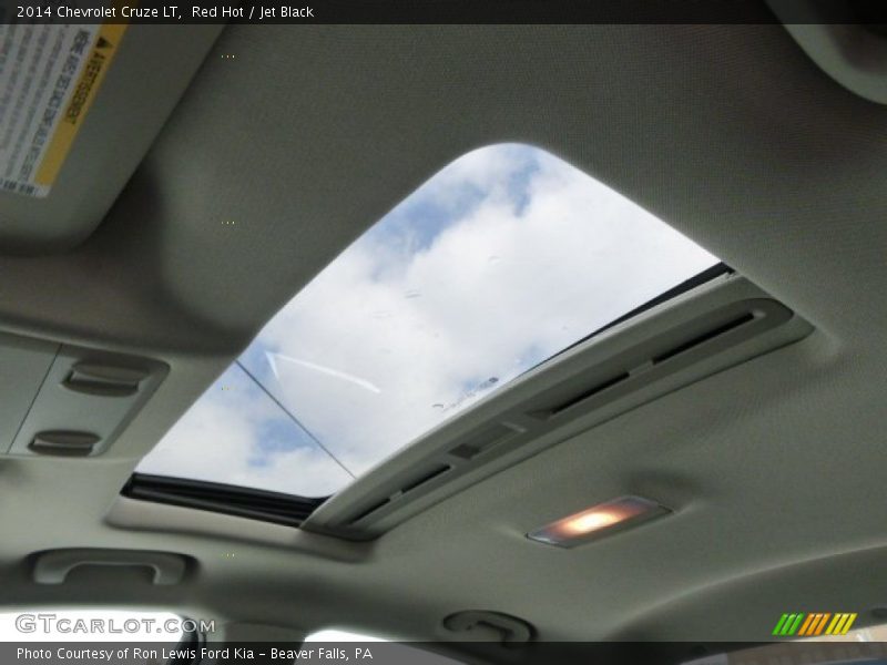 Red Hot / Jet Black 2014 Chevrolet Cruze LT