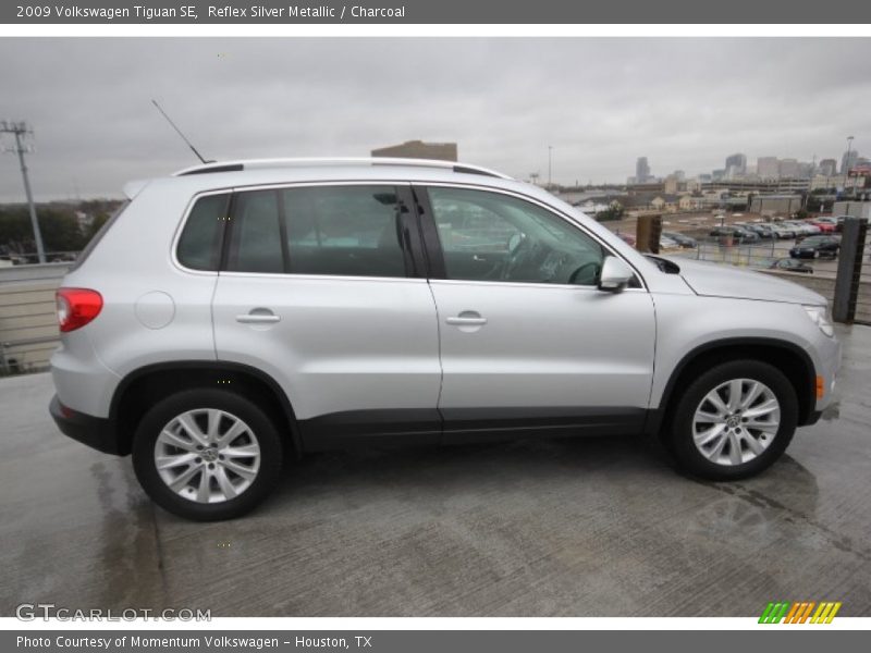 Reflex Silver Metallic / Charcoal 2009 Volkswagen Tiguan SE