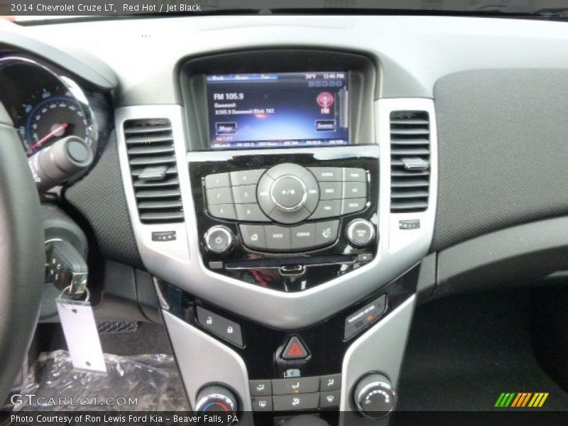 Red Hot / Jet Black 2014 Chevrolet Cruze LT