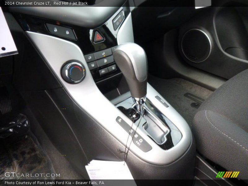 Red Hot / Jet Black 2014 Chevrolet Cruze LT
