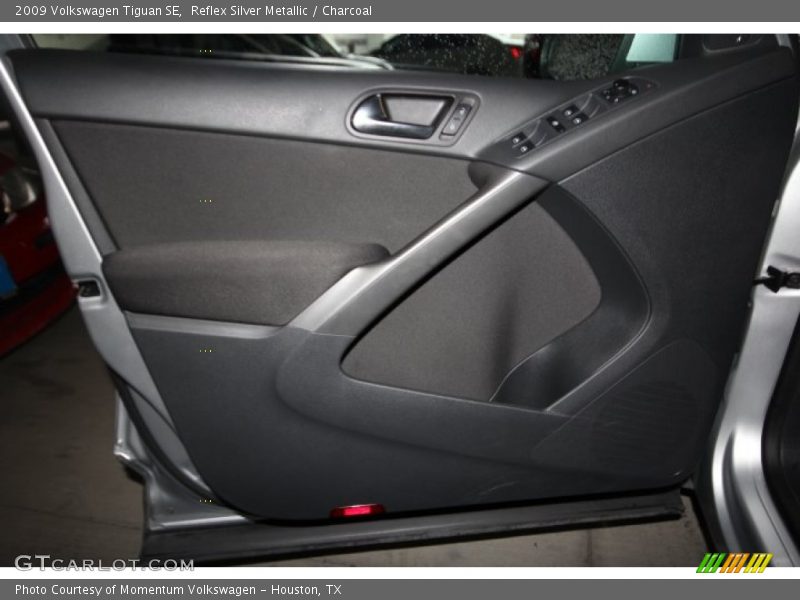 Reflex Silver Metallic / Charcoal 2009 Volkswagen Tiguan SE